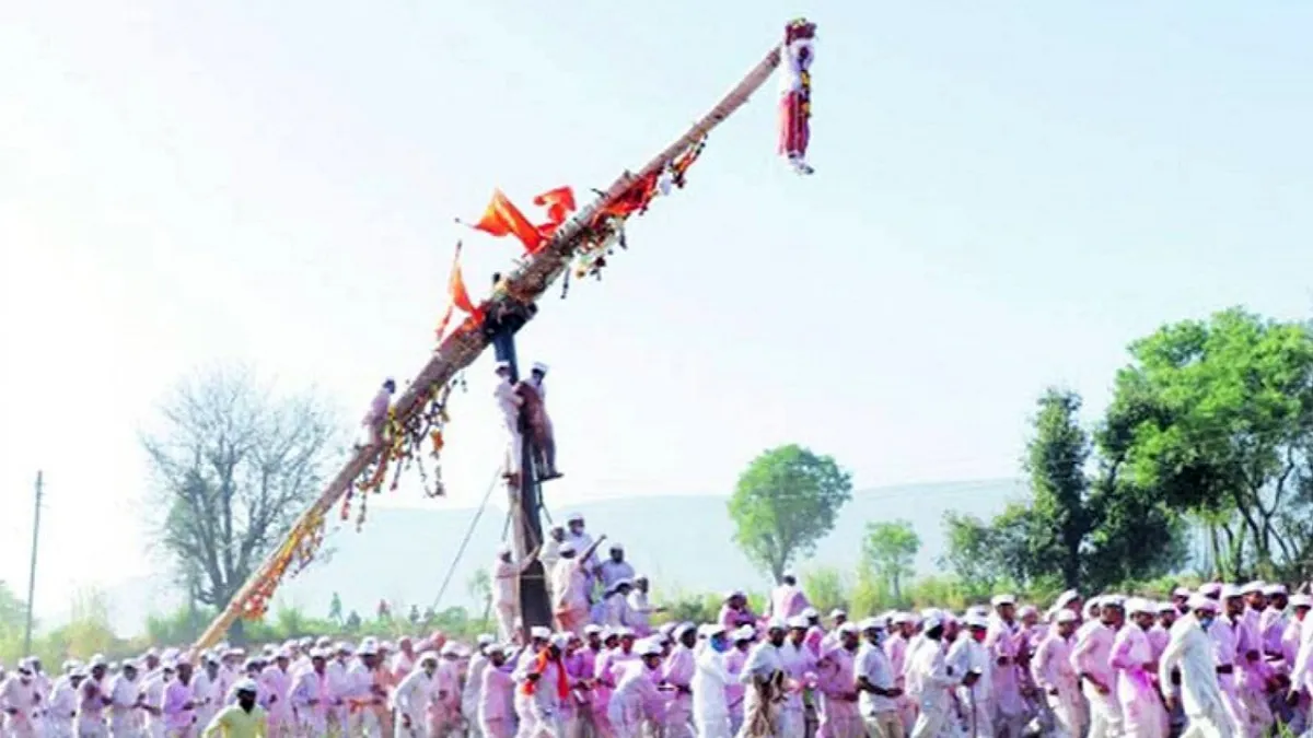 Bagad Yatra of Bavadhan in Satara