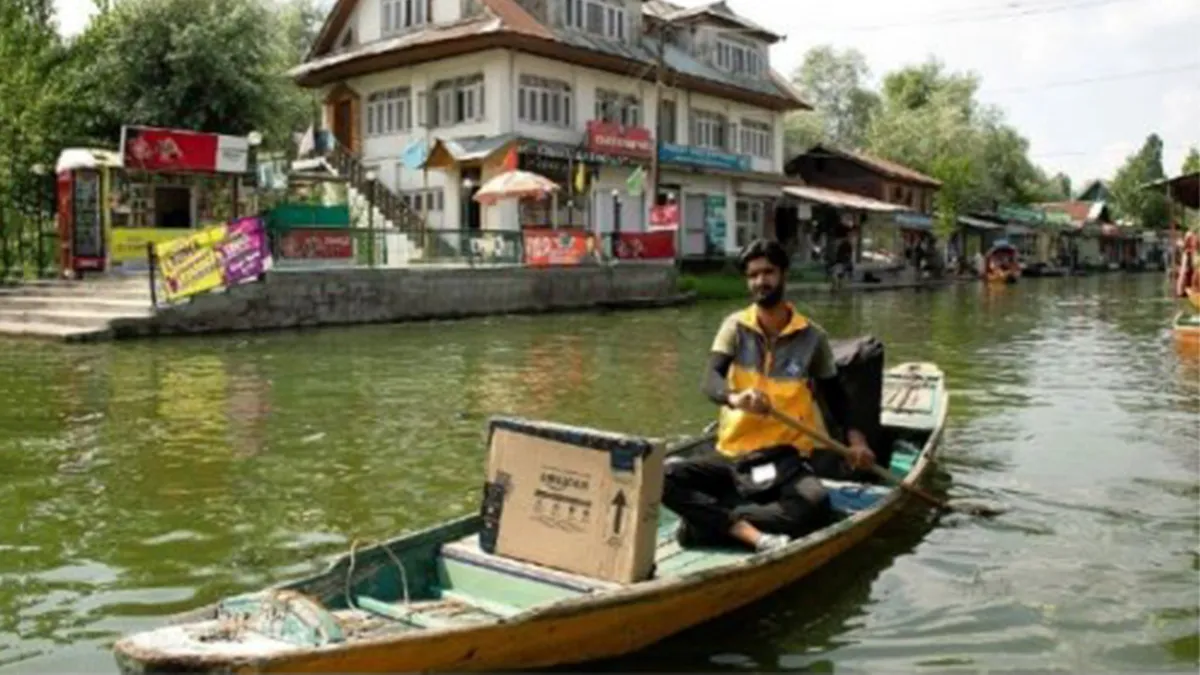 Amazon India has onboarded the first ever floating 'I Have Space' store on Dal Lake in Srinagar