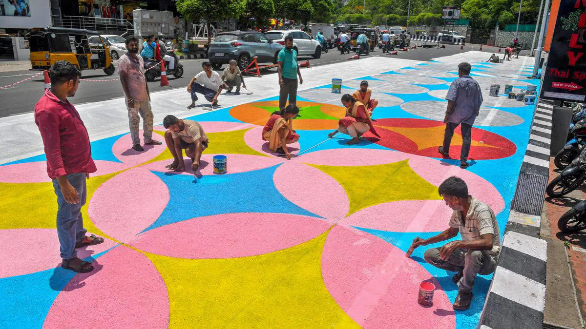 The Greater Visakhapatnam Municipal Corporation adapts exclusive space for pedestrians - “Vizag Square” in a novel initiative aimed at promoting social cohesion