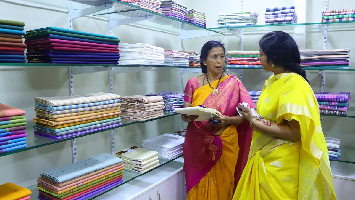 APCO exhibition at Satya Sai Nigamagamam, Hyderabad running till November 2 aims to showcase a wide variety of handloom products