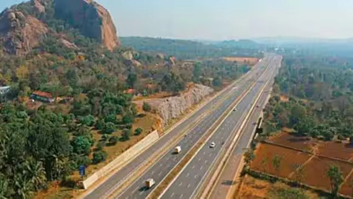 NHAI announced that two-wheelers, auto-rickshaws, and tractors, will be banned from plying on the Bengaluru-Mysuru Expressway from August 1