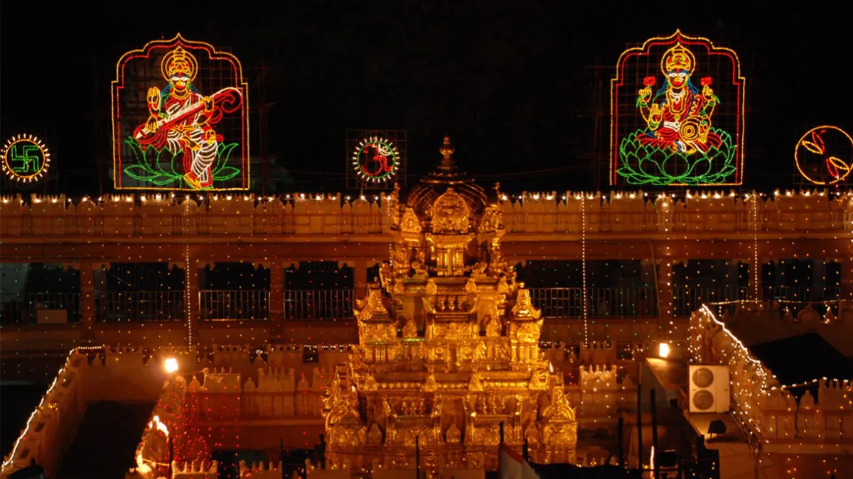 Nine-day Dasara festivities concluded at the Sri Durga Malleswara Swamyvarla Devasthanam, Vijayawada with the ‘Teppotsavam’