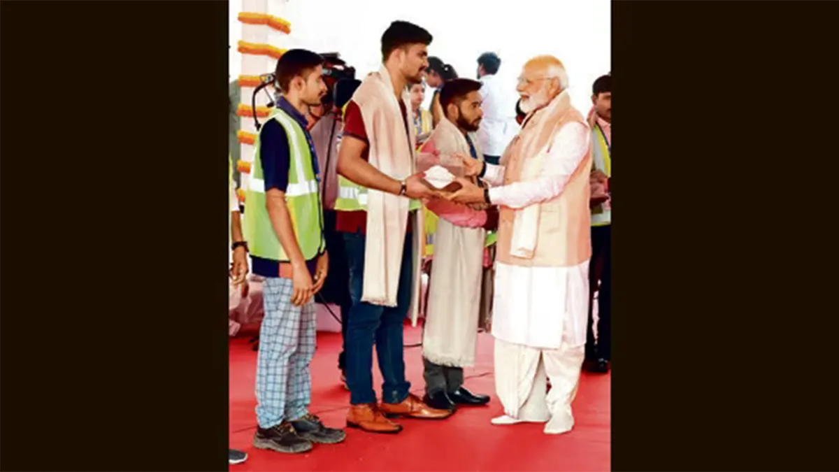 PM Narendra Modi felicitated 11 workers who were involved in the construction and development of the New Parliament building, on Sunday