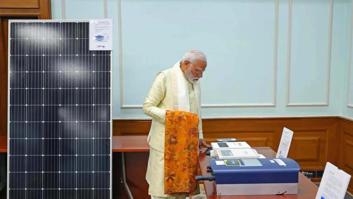 PM launches "Pradhan Mantri Suryodaya Yojana"; one crore houses are to have rooftop solar systems