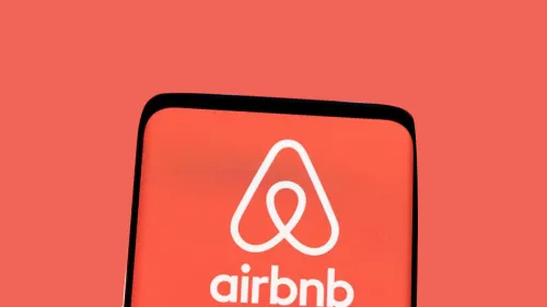 Airbnb partners with Fly Homes;  aims to raise awareness among students planning to study abroad about Airbnb